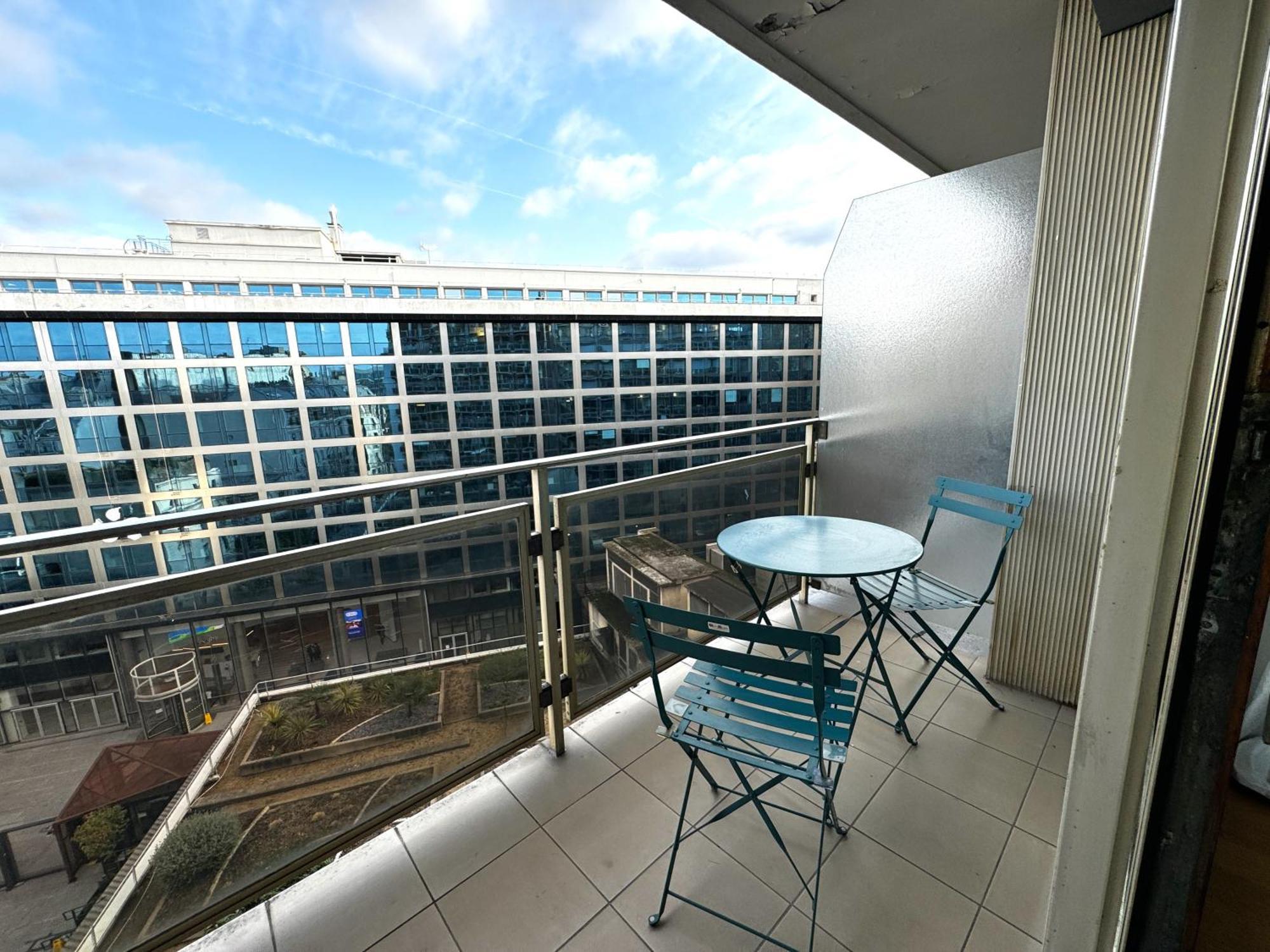 Le Wagram - With Terrasse - Arc De Triomphe Apartment Paris Bagian luar foto